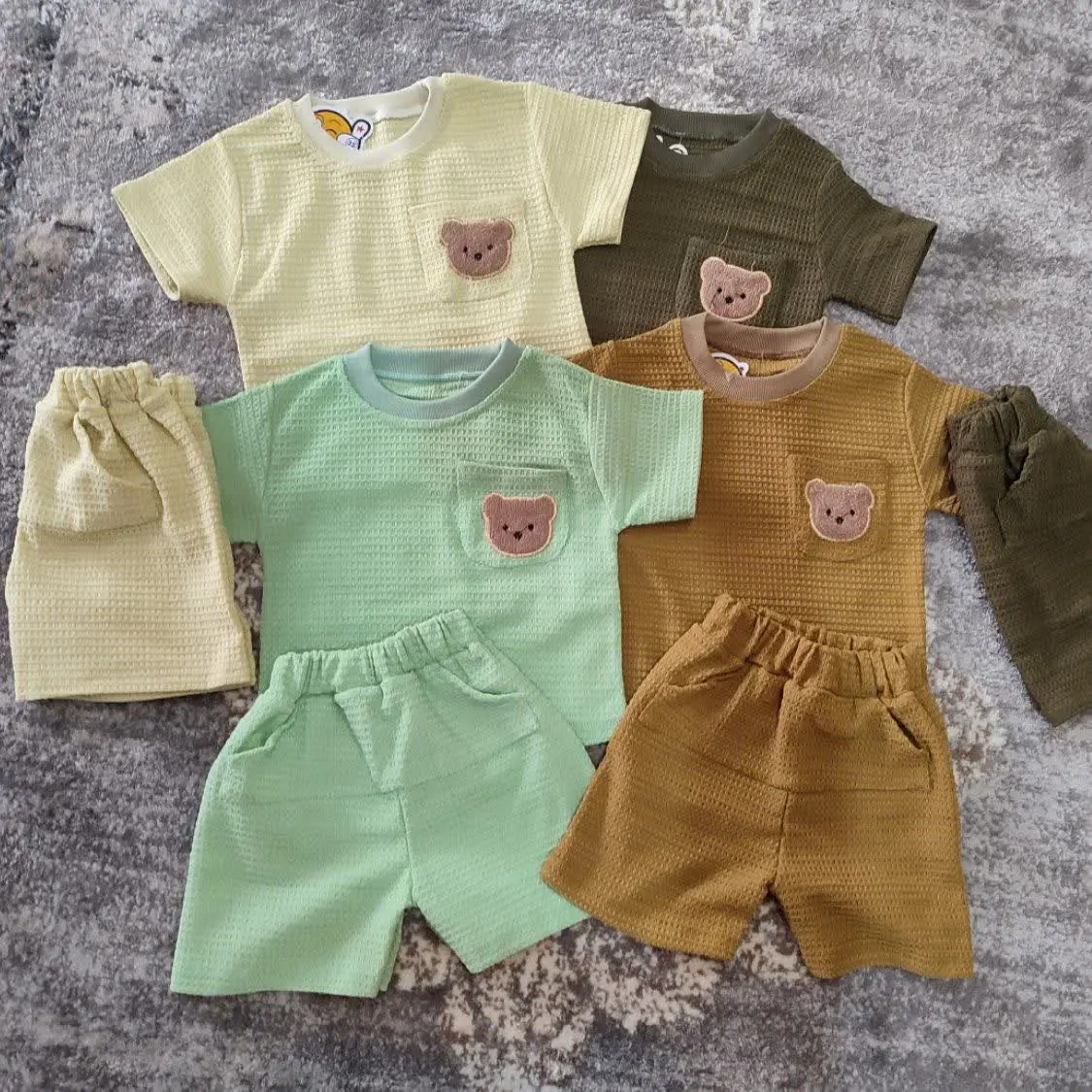 تیشرت شلوارک تدی بیسکویتی سایز ۳۵ و ۴۰
