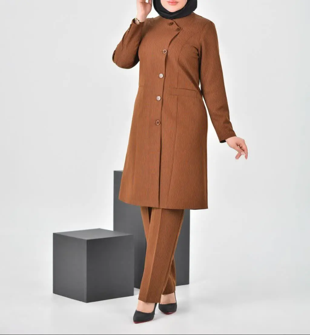 نام: مانتو شلوار اداری پرند
