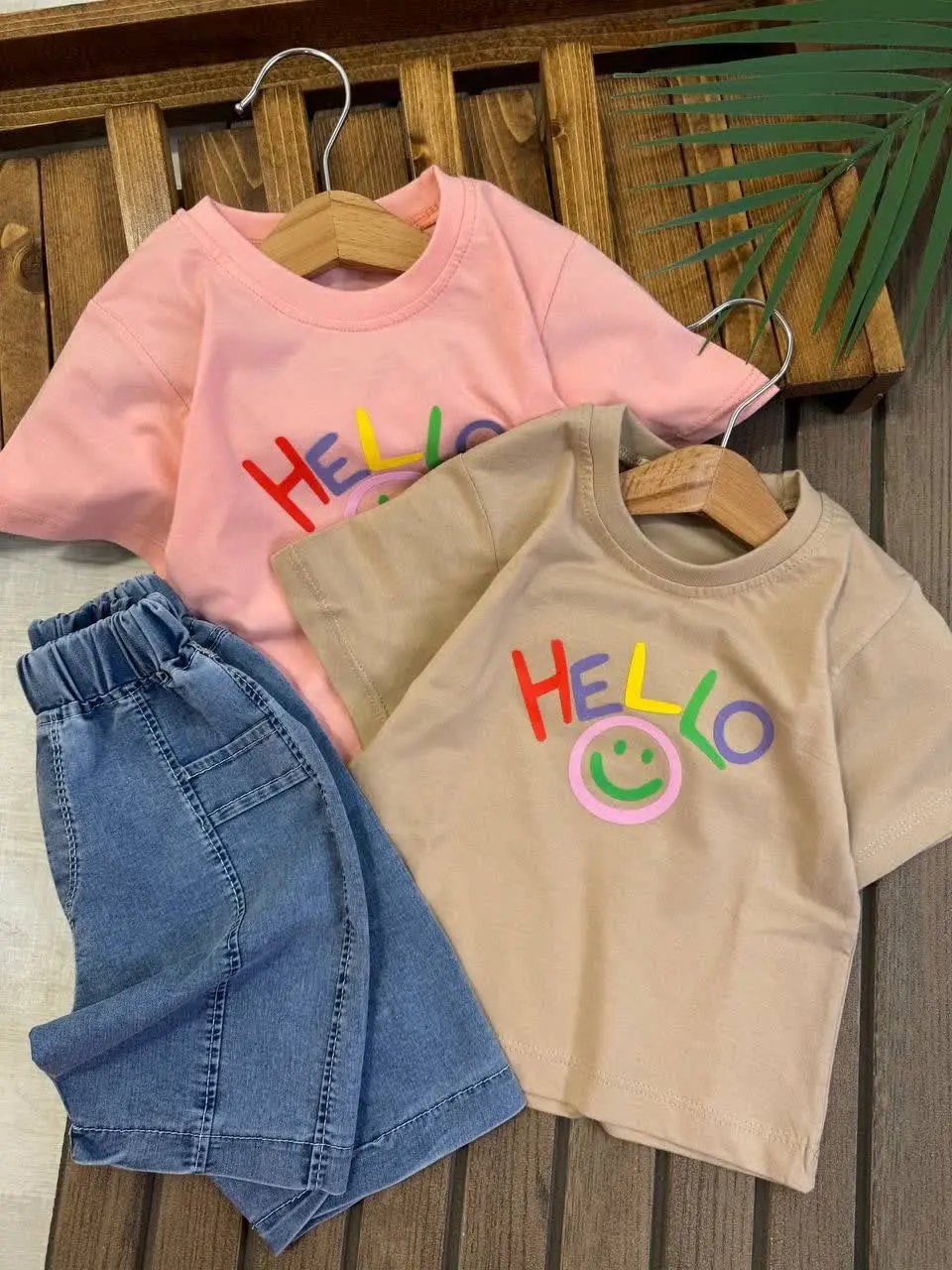 تیشرت شلوارک استیکر