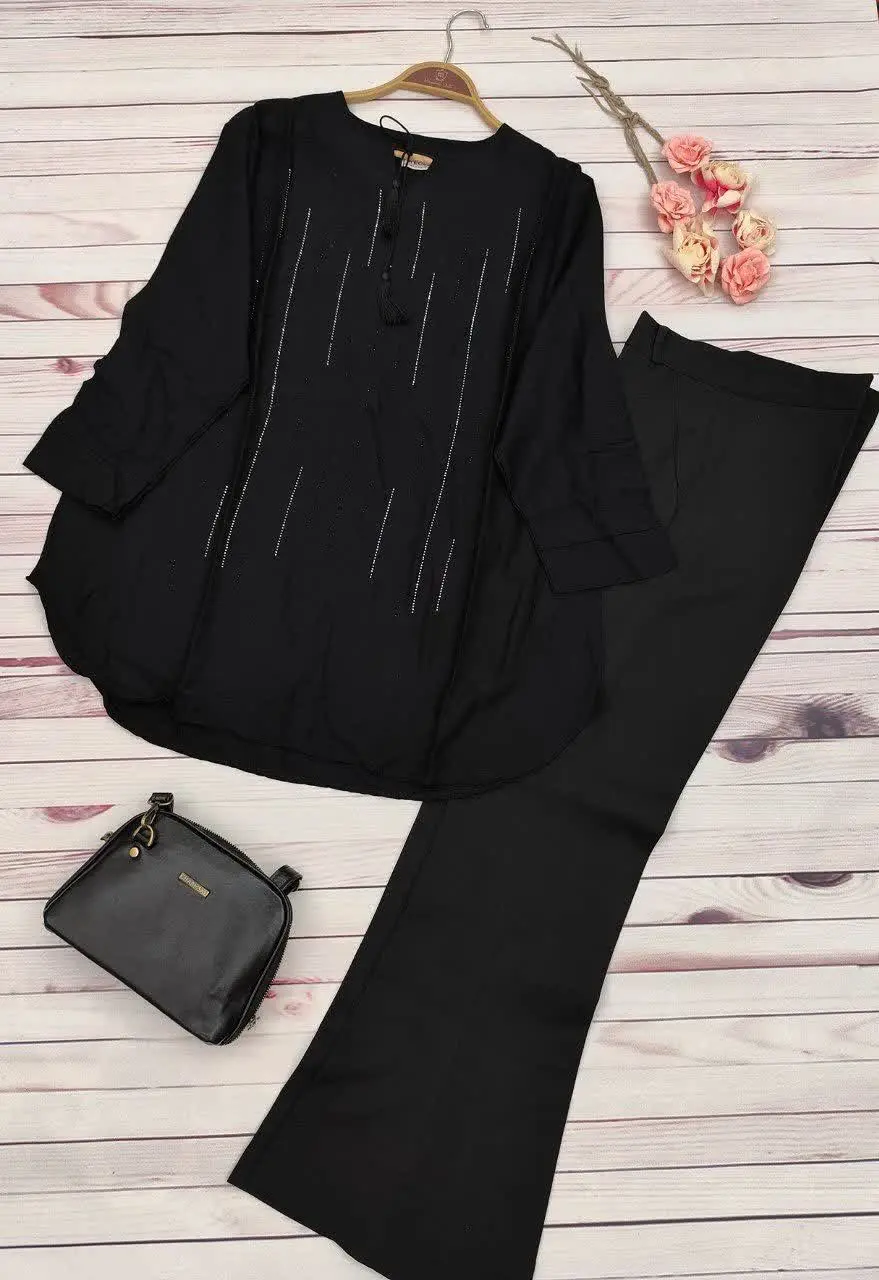 🖋 تونیک مانتویی پروا 😍
