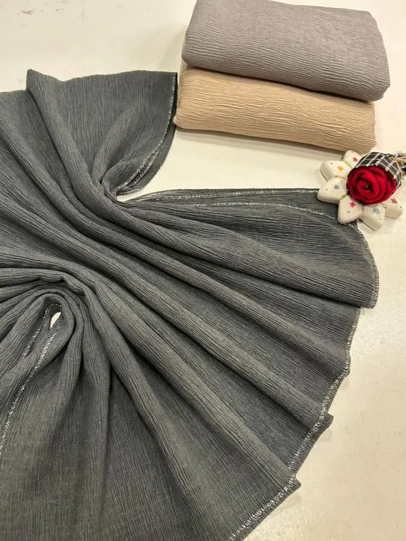 شال پلیسه نخی