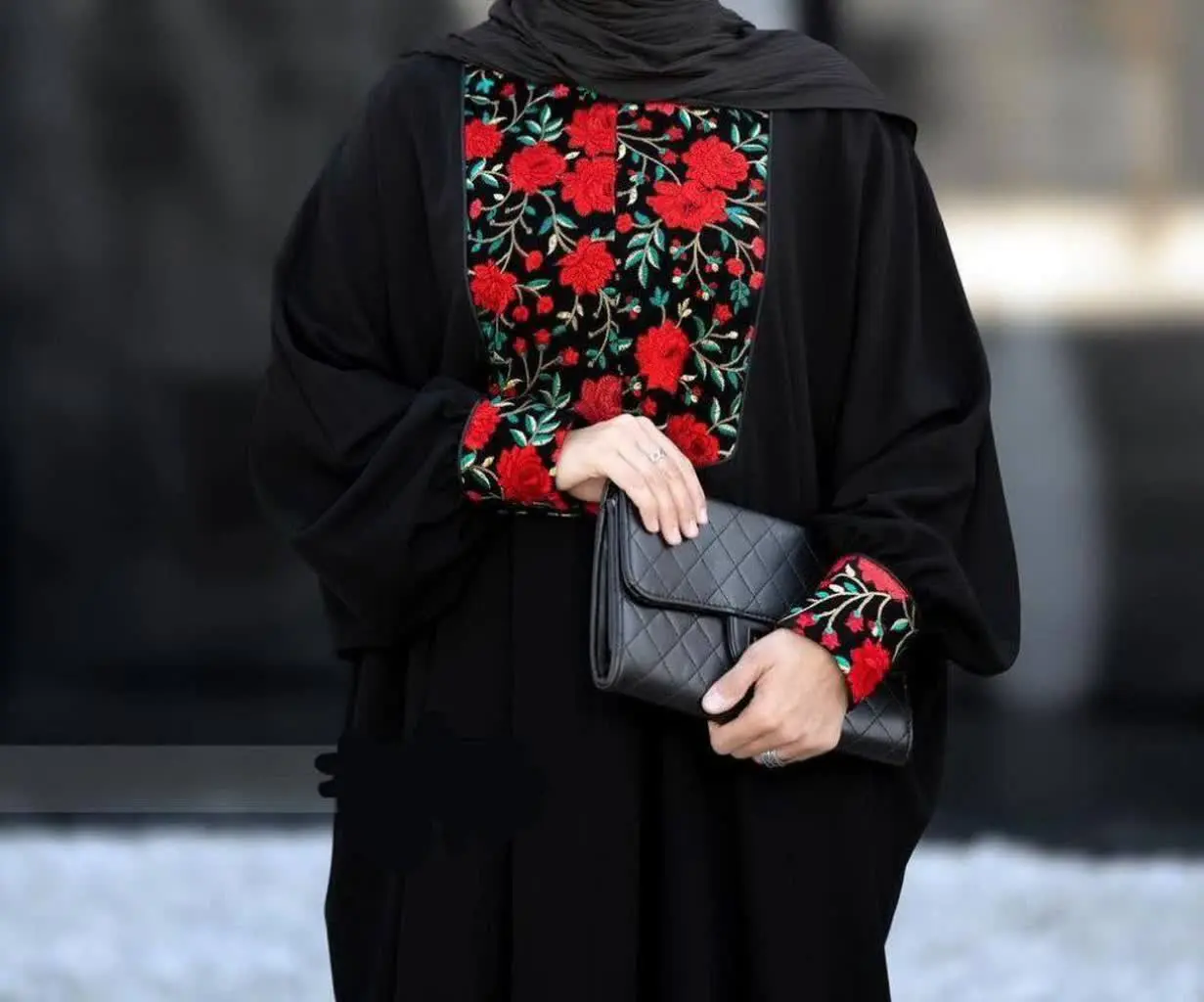 ☀️نام: عبا مزونی الیزه محیا 🌷
