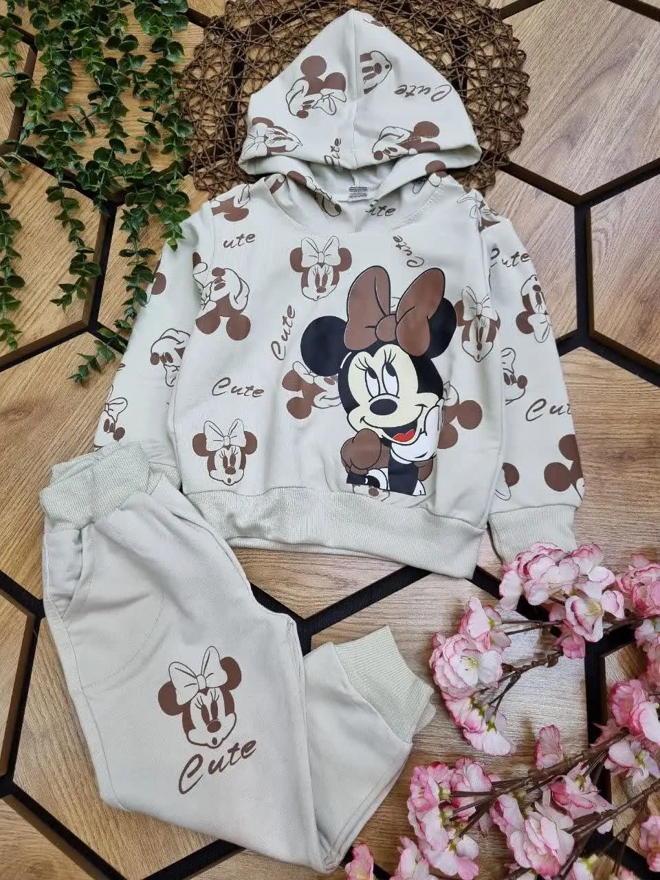 🇮🇷🧥🧶👗👚👔🎽👕👖💎
