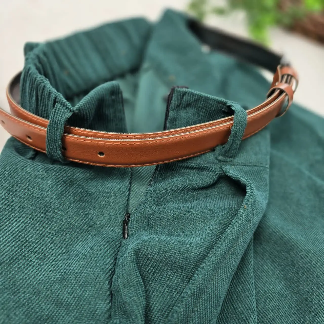 🍁 نام: ست سه تکه آوین کت و دامن و کمربند
