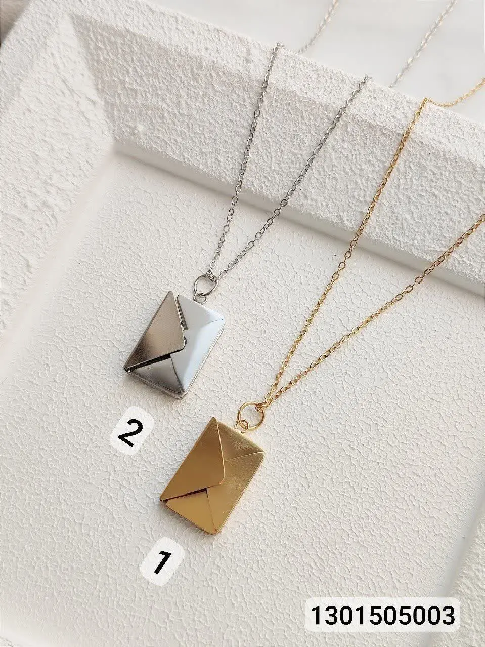 گردنبند استیل (با زنجیر) ۱۳۰۱۵۰۵۰۰۳
