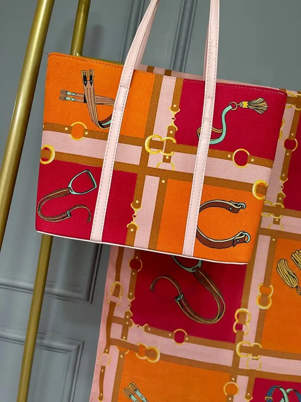 💎 گلدیس کرم