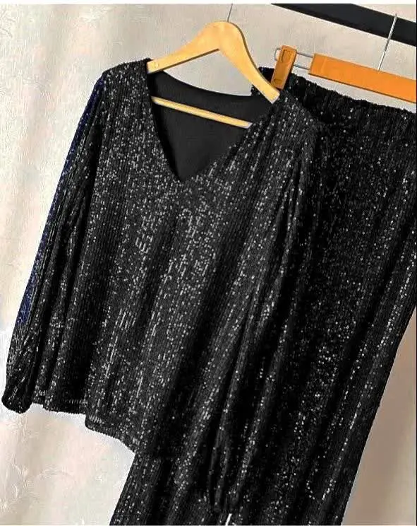 به همراه استر پاناما 
