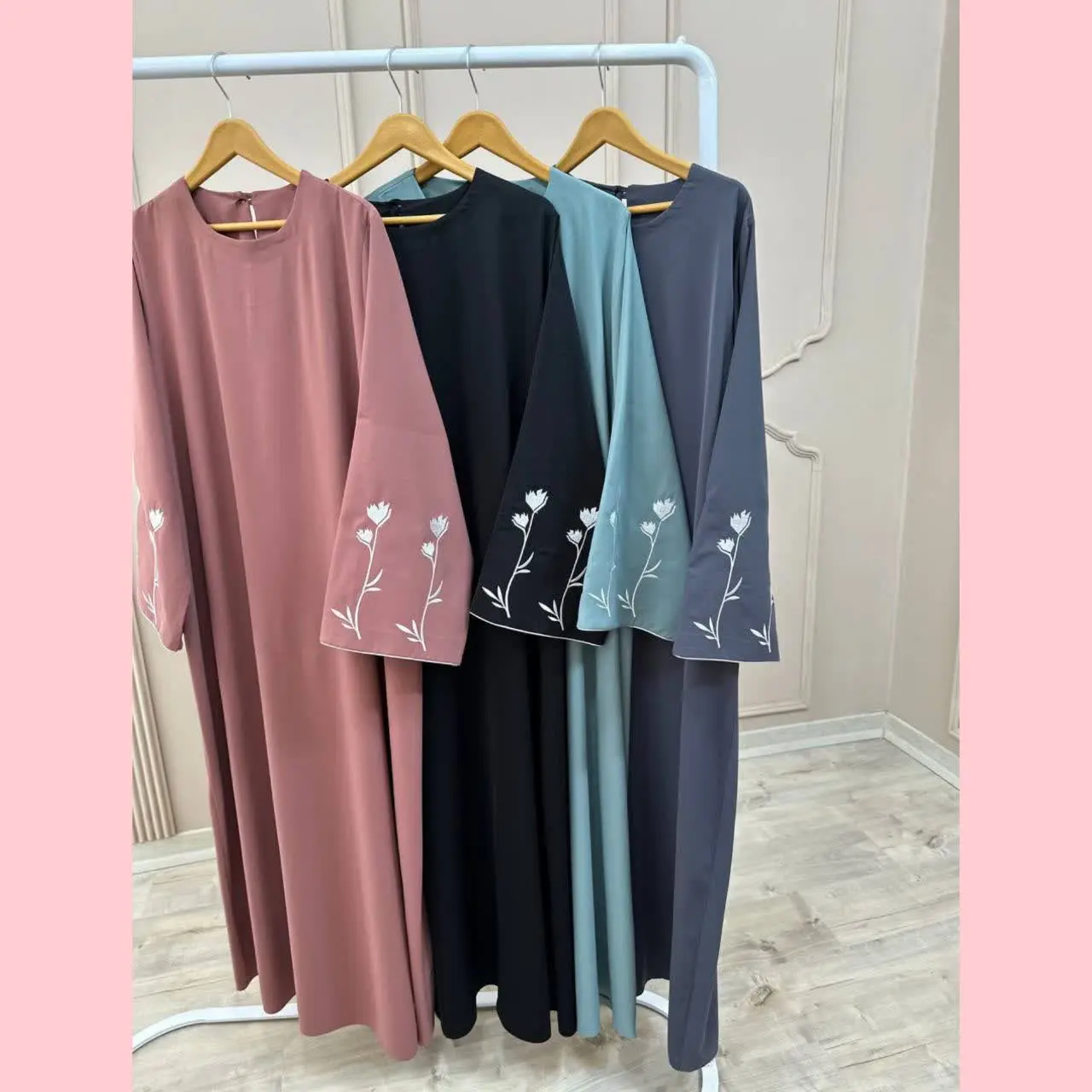 🔹نام: مانتو عبایی گلسا