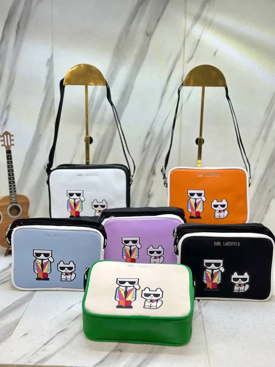 پاسپورتی عروسکی
