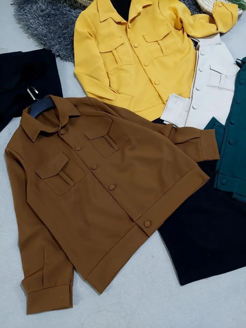 نام: ۳تیکه ماه بانو مازراتی اعلا
