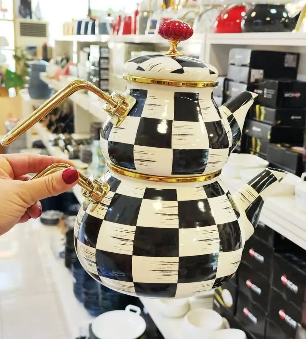 دو مدل کتری و قوری شطرنجی 
