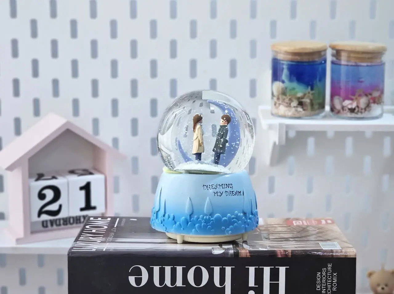 گوی موزیکال پمپی چراغدار 
