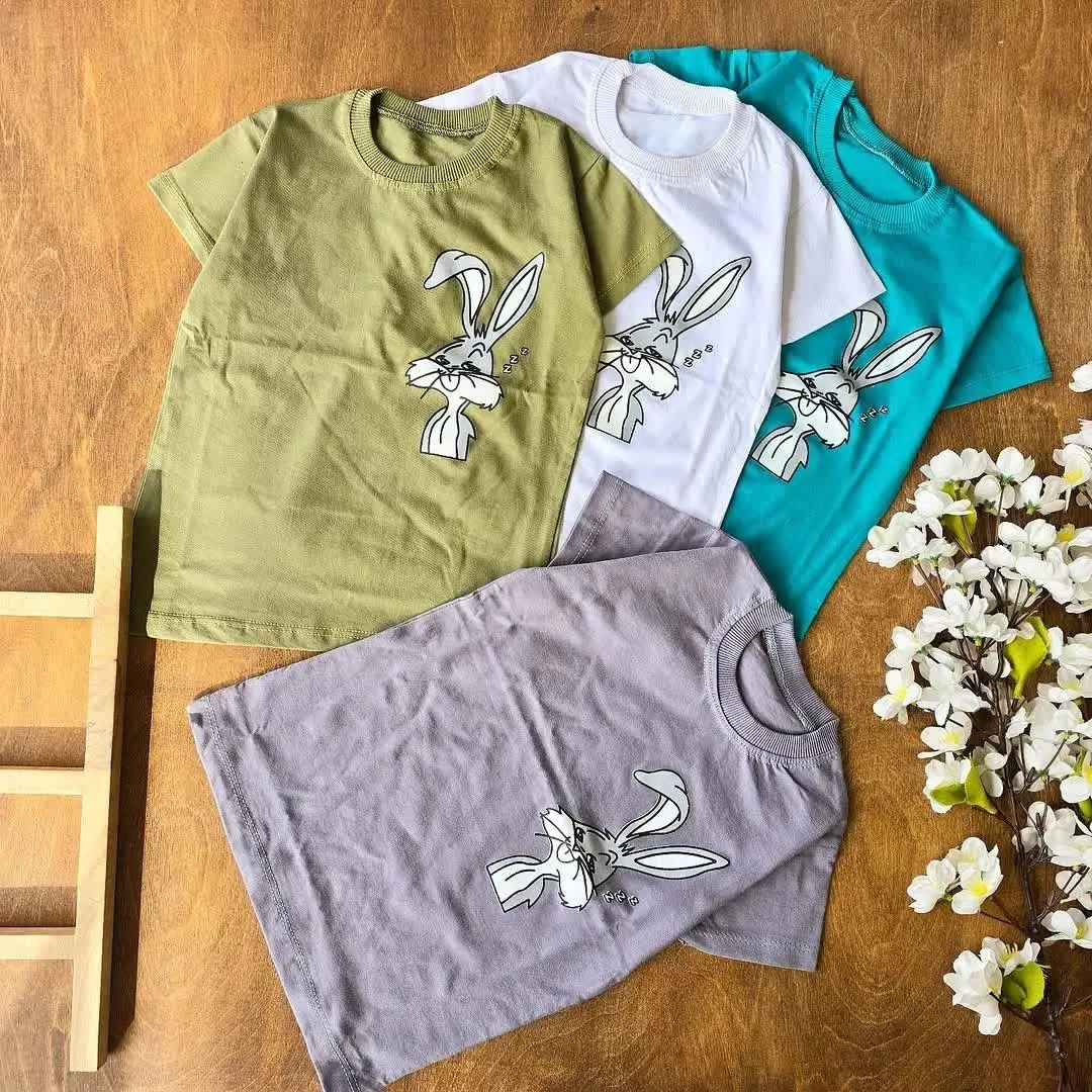 تیشرت تک خرگوشی. 
