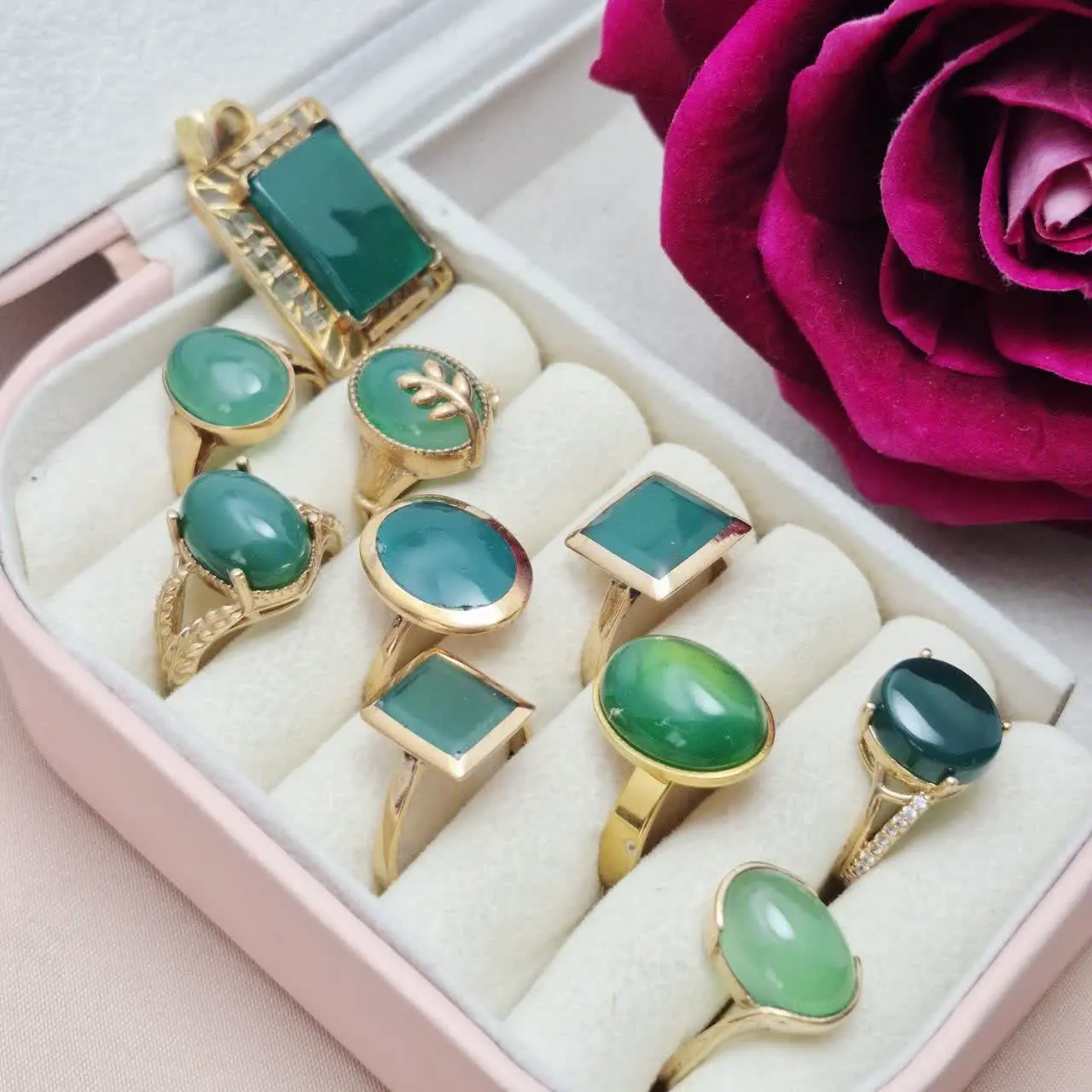 💚مجموعه انگشتر های عقیق سبز