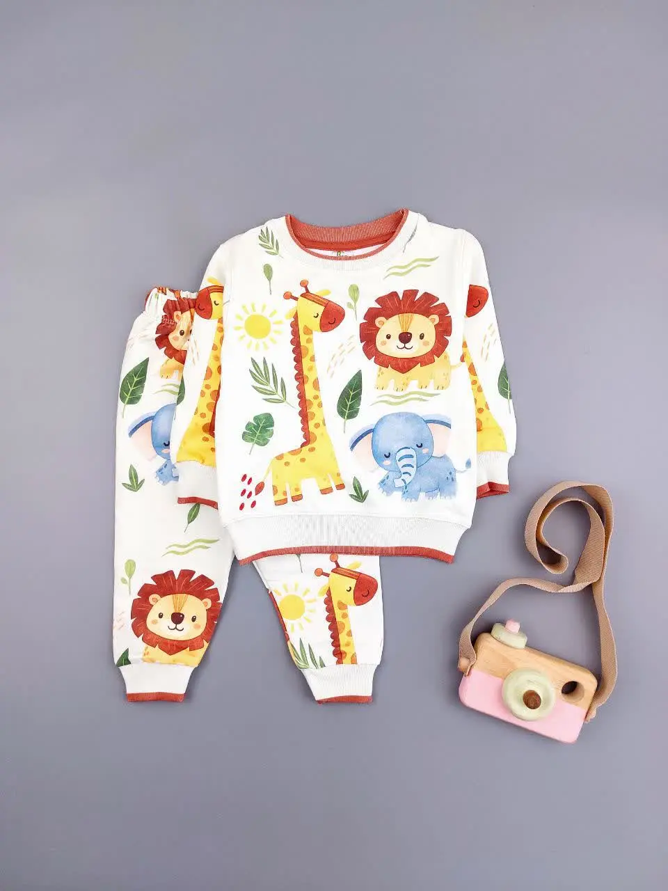 بلوز شلوار تمام چاپ شیر و ز...