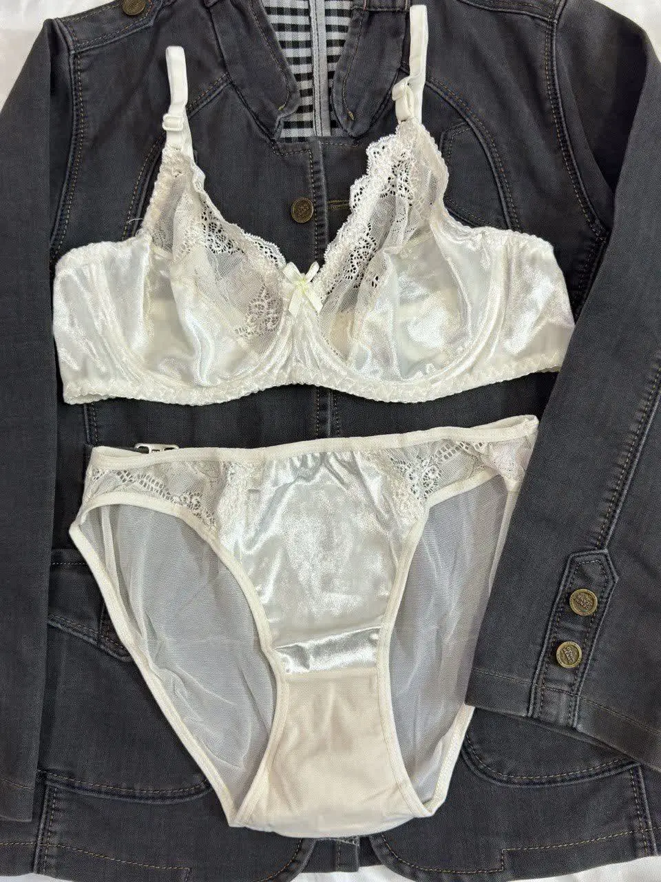 🌺ست مخمل اروپایی سفید
