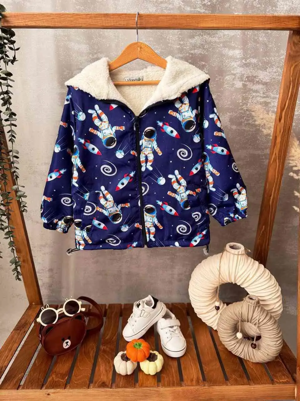 تمام خز (بدنه، کلاه، استین)