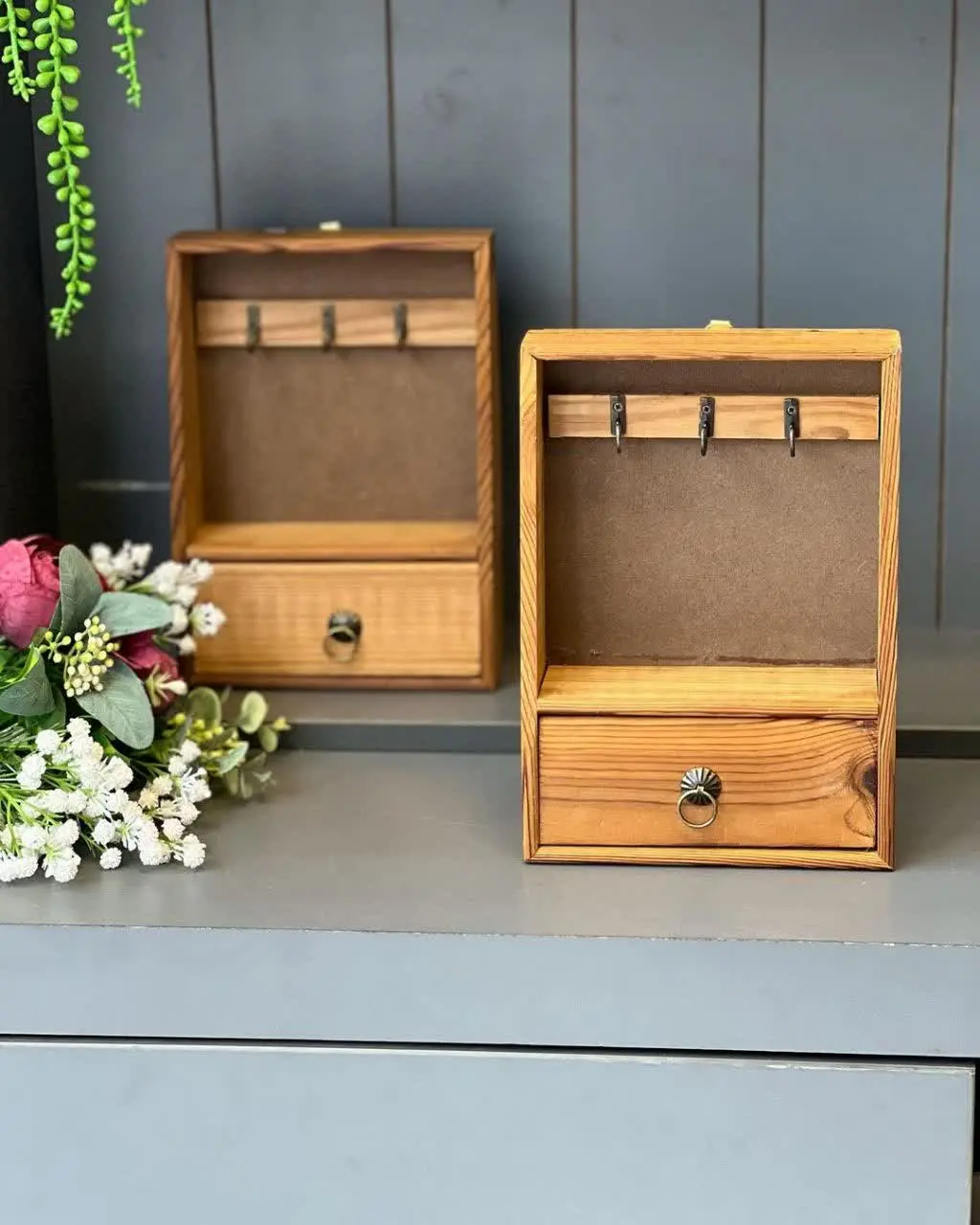 جا کلیدی چوبی کشو دار
