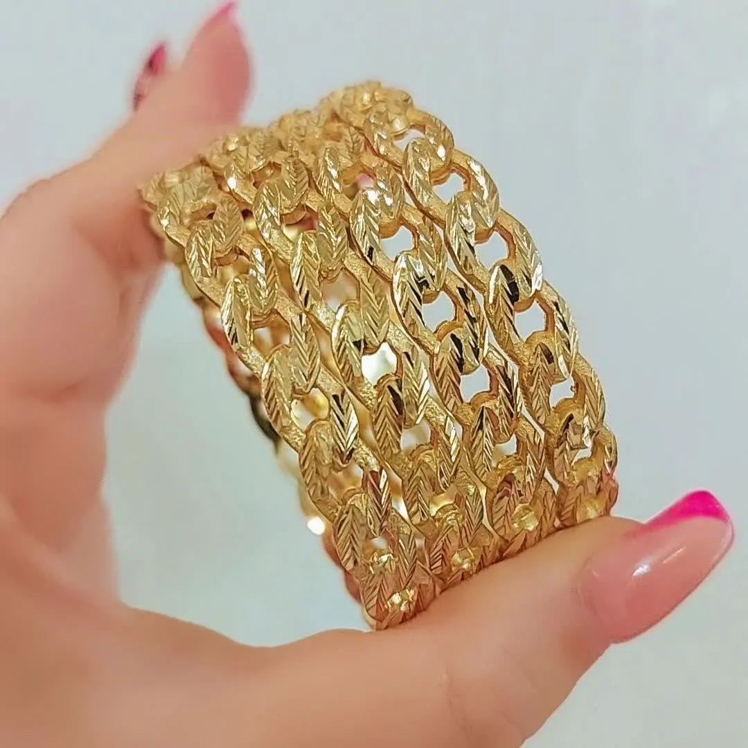 #النگو ۸میل کارتیر طلا‌روس جدید😍
