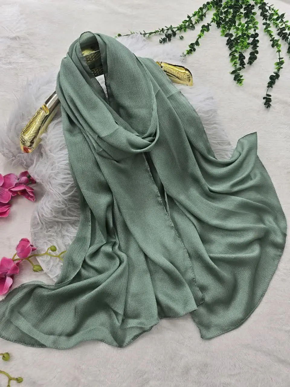 🌸 نام: شال کریستال 
