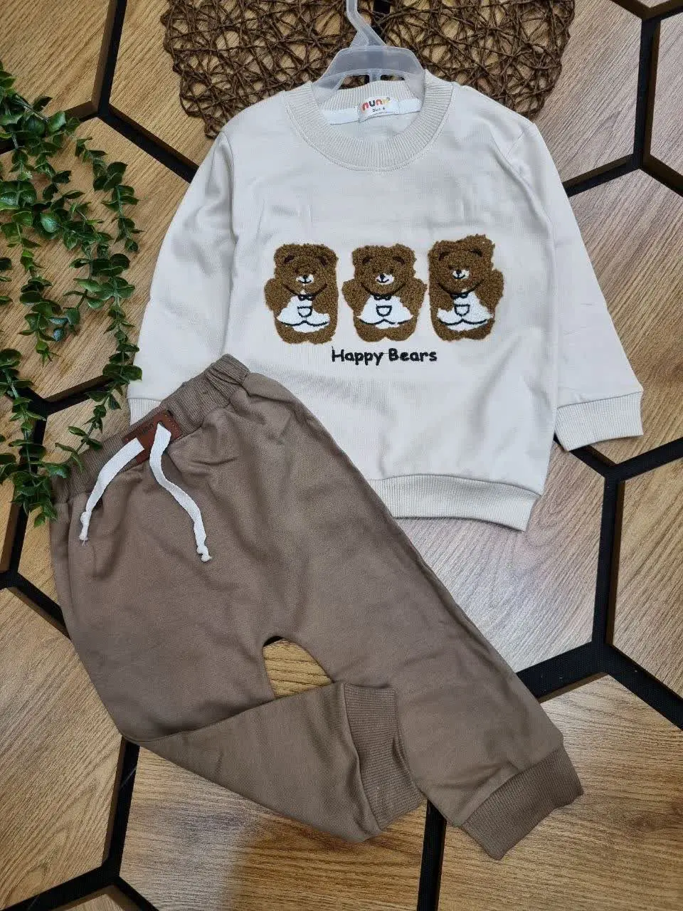🇮🇷🧥🧶👗👚👔🎽👕👖💎
