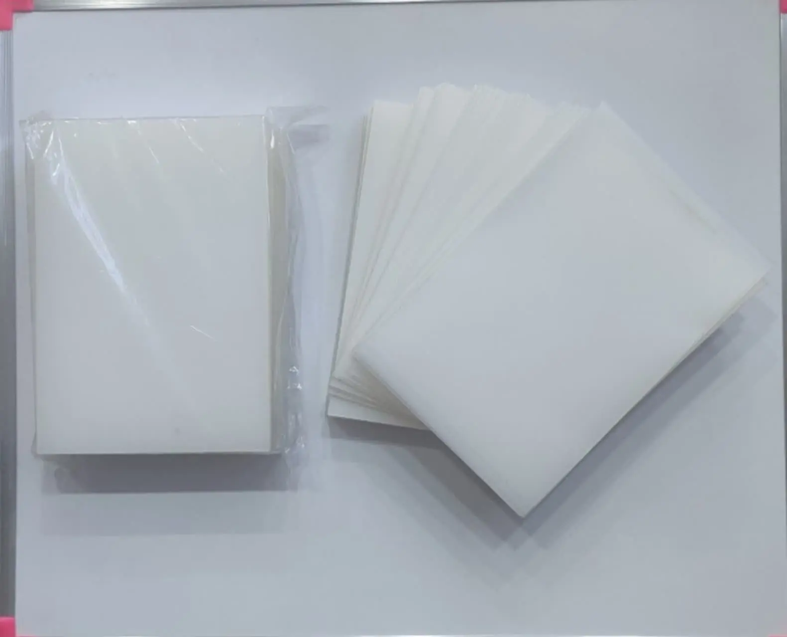 طلق پ پ ضخیم سفید اعلا سایز ۲۳×۱۶
