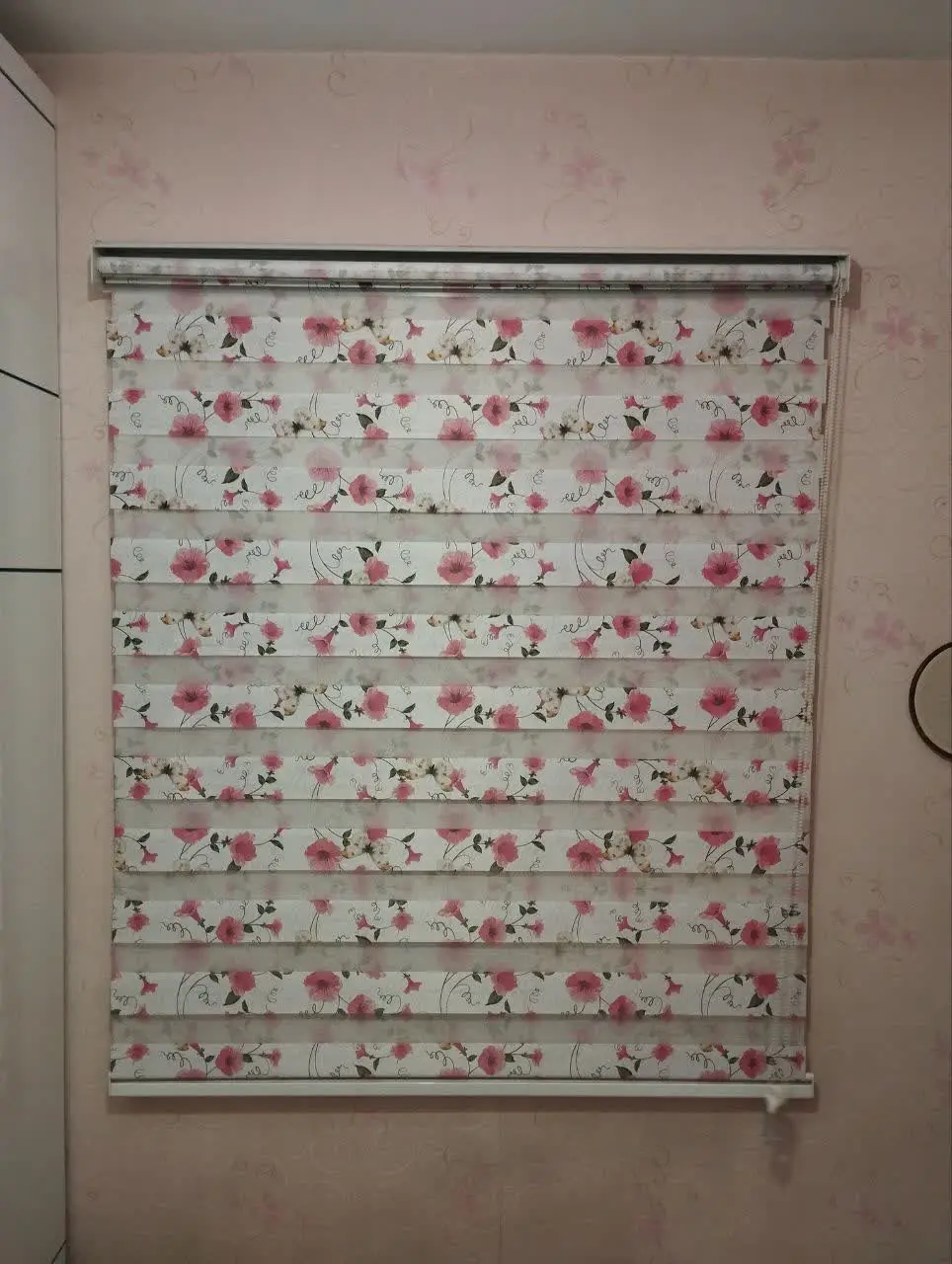 عرض ۱۲۵قد ۱۳۷
