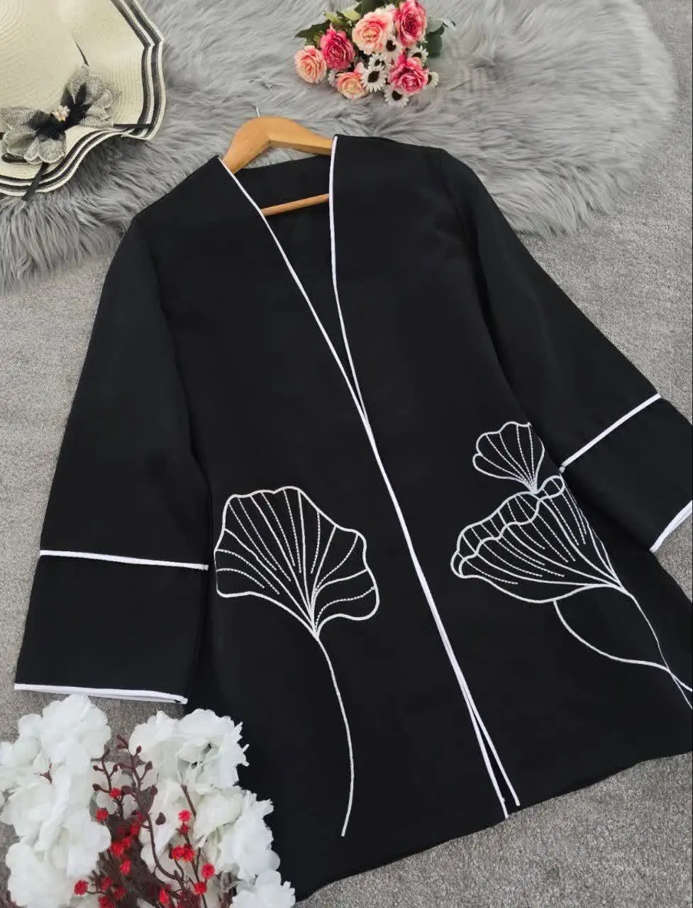 مانتو کتی گل لاله