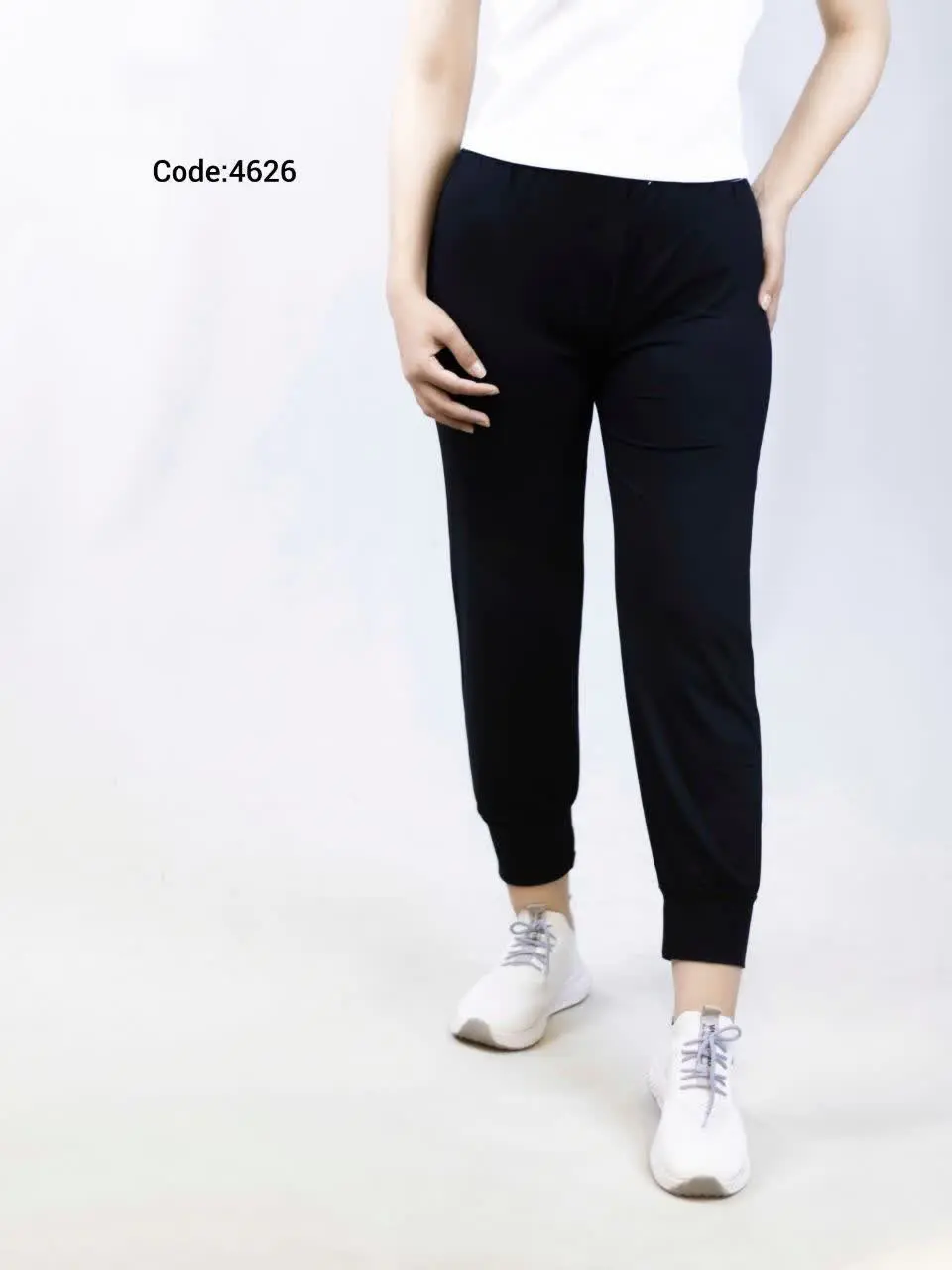 👖این شلوار ویسکوز بسیار خنک و کاربردی برای توی خونست، نرم و لطیف انگار یک نفر نازت می‌کنه😍😍
