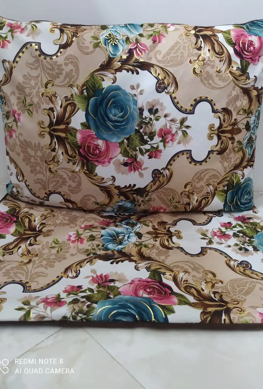 روبالشتی نقره کوب 
