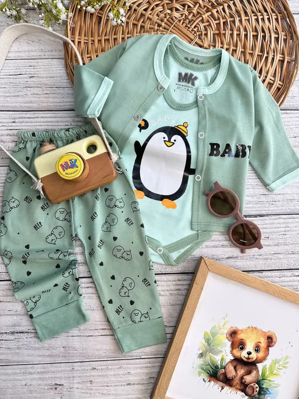 سه تکه پنگوئن سبز سدری نوزادی و کودک کد ۱۱۷۲۸۲ 
