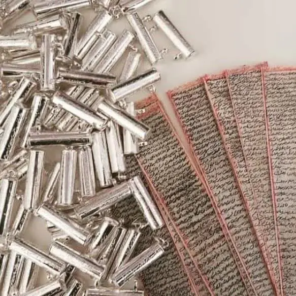 ✅#قاب نقره‌ای منقش به دعای مورد تاکید در روایت: 
