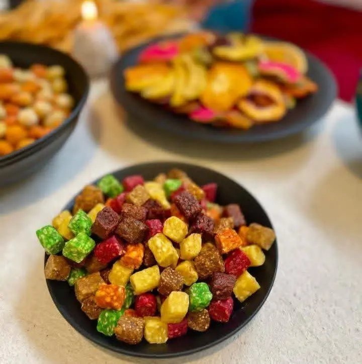 اینم از حبه‌های میوه‌ی خوشمزه وخوردنی 
