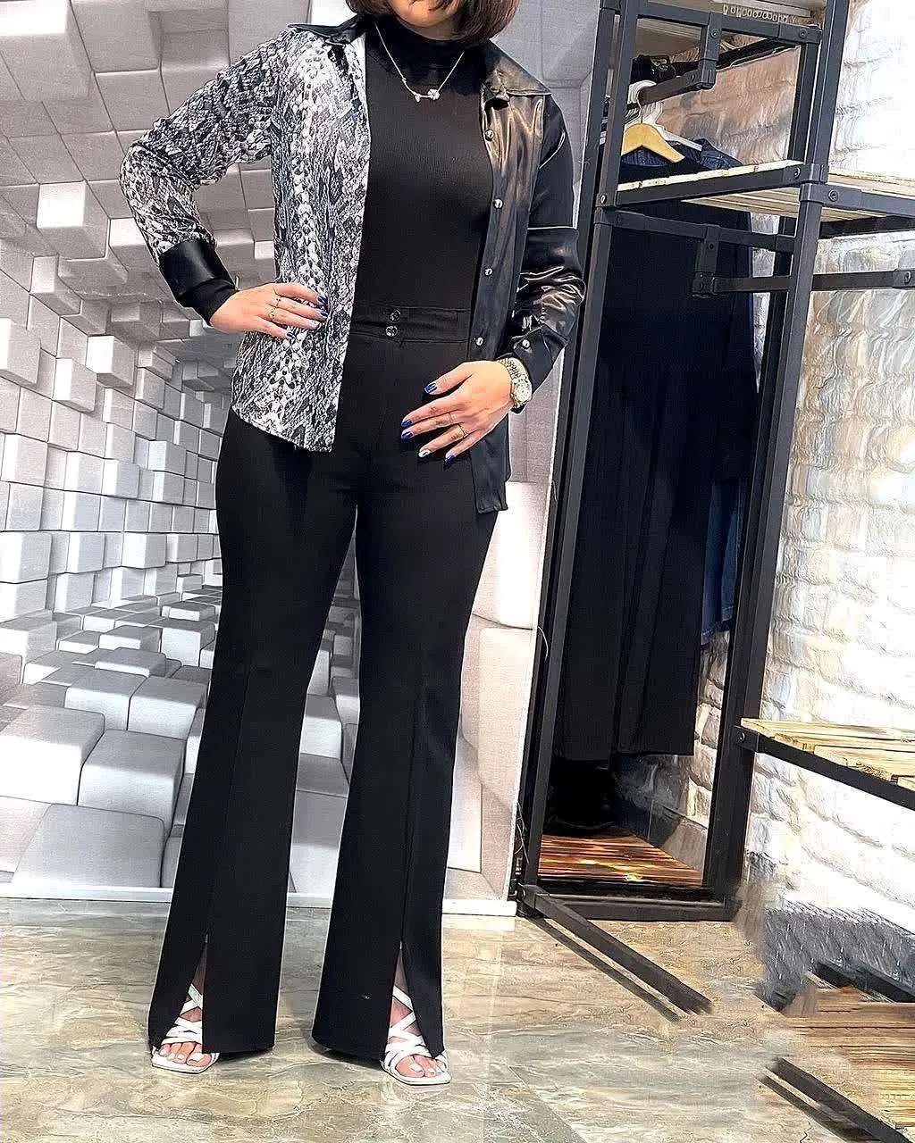 نام: شلوار مازراتی دمپا جلو چاک
