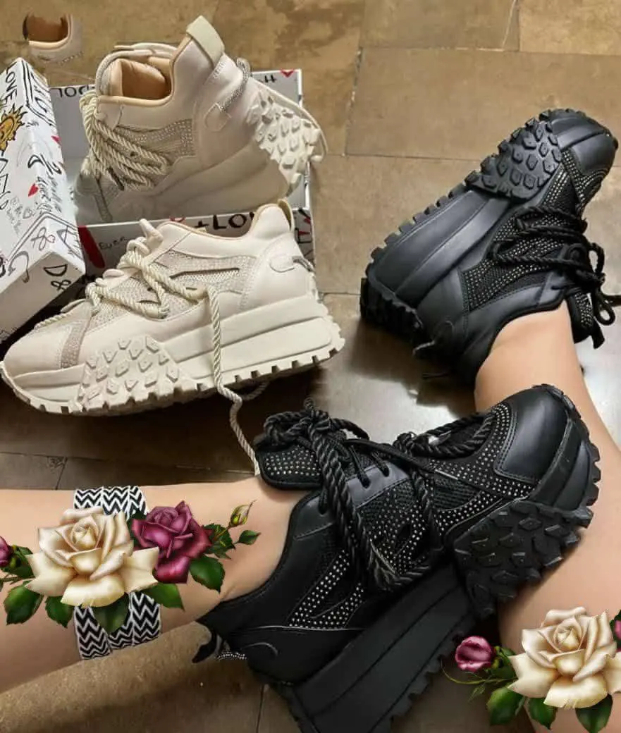 فشیون نگینی
