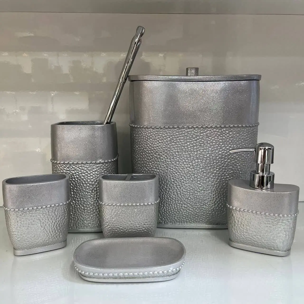 📌طرحهای جدید ست بهداشتی رزین😍👆
