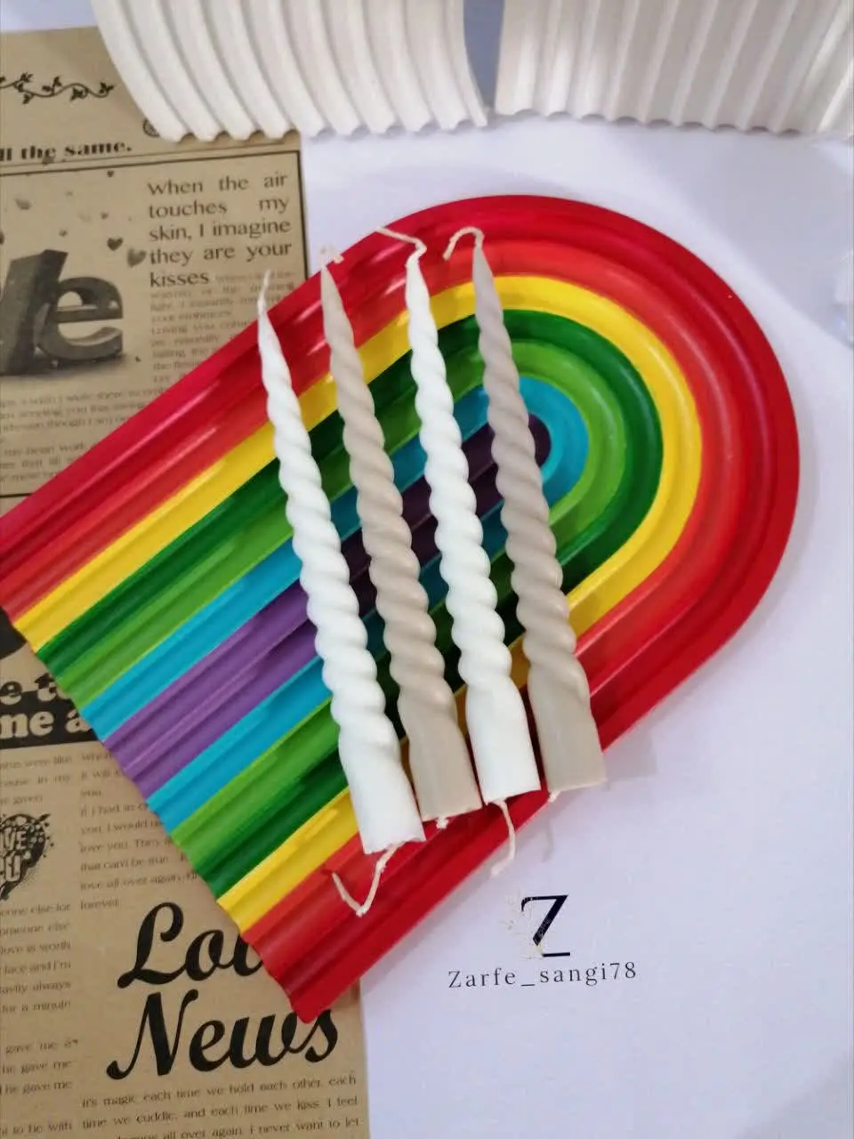 قیمت این مدل استند رنگین کمان 
