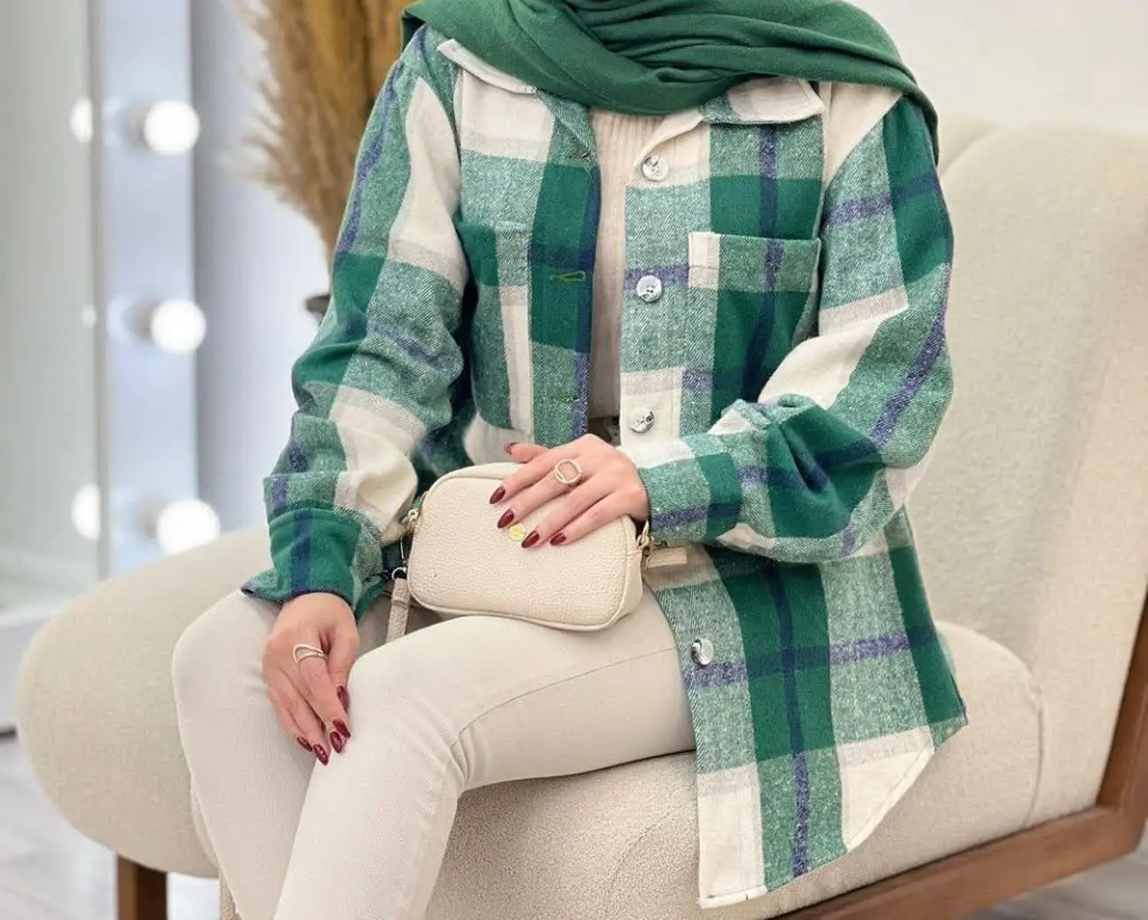 نام: شکت موهر دار
