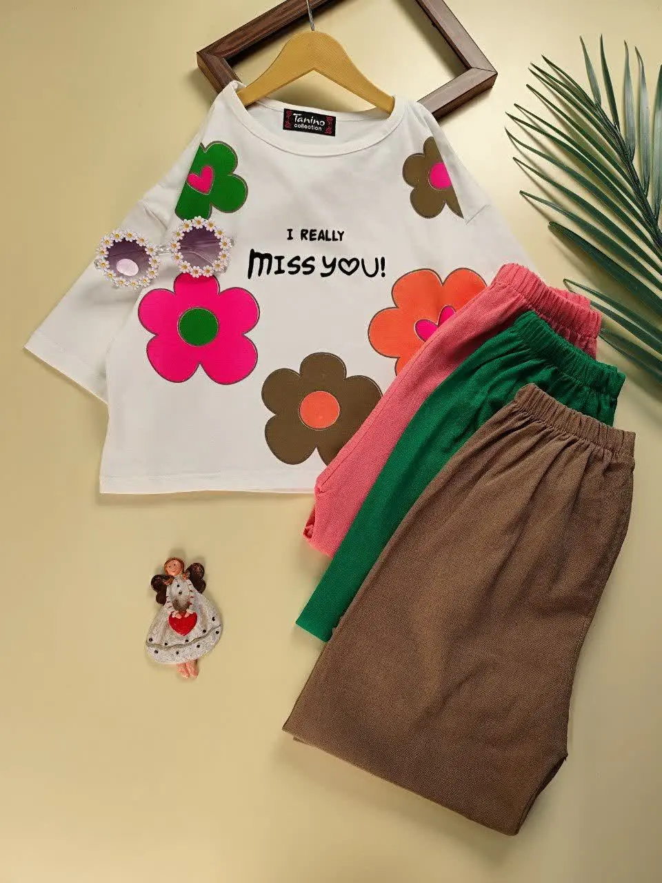 کراپ شلوار گل Really
