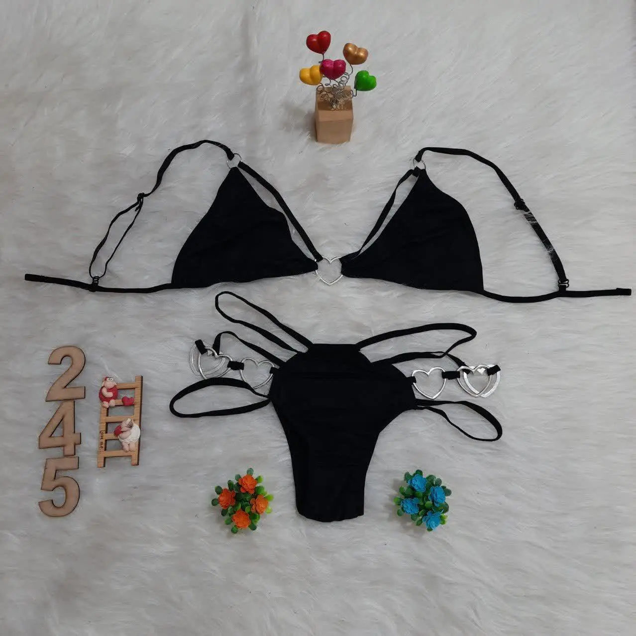 ست شورت و سوتین هارنس‌دار Desire
