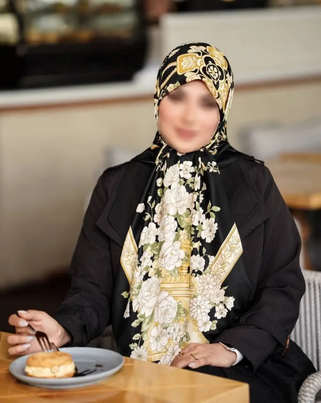 روسری شاهانه مون ببینین😍👑