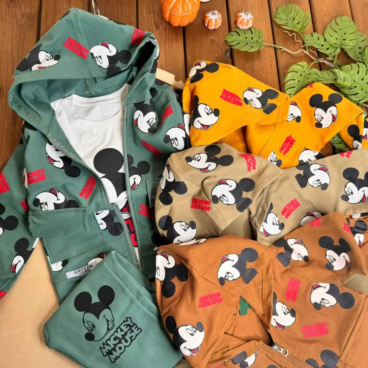 ۳ تیکه ۴ فصل کی میخواس
