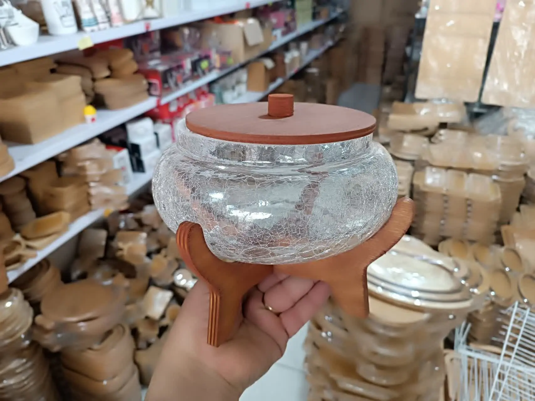 شکلات خوری آبگز
