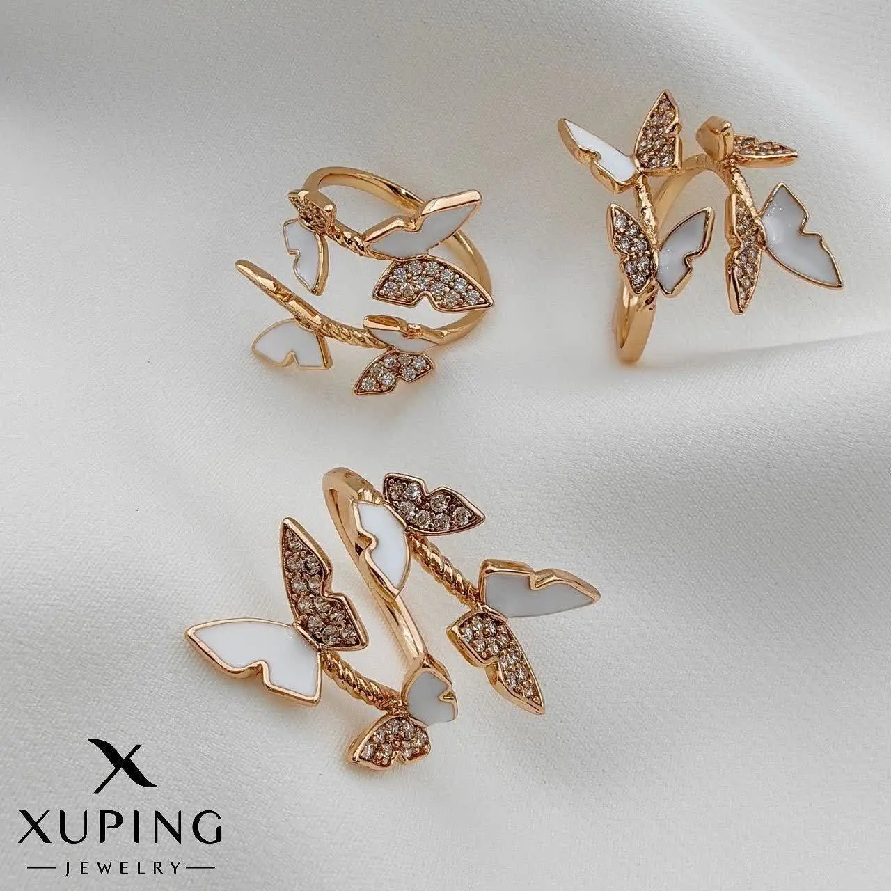 🤌🏻 *چه انگشتر مینیمال و خاص...