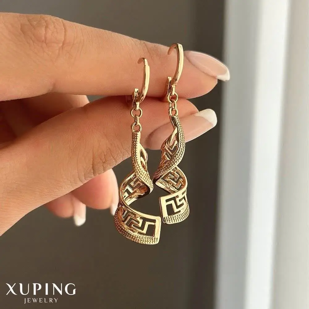 ⚜️ گوشواره آویز ورساچه برند...