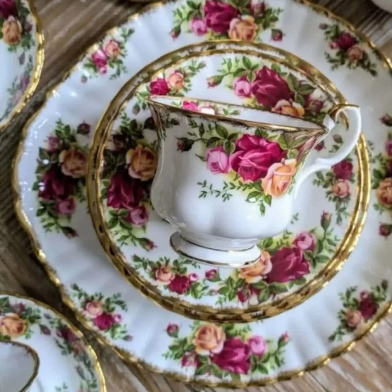 گل سرخی خاتون🌸