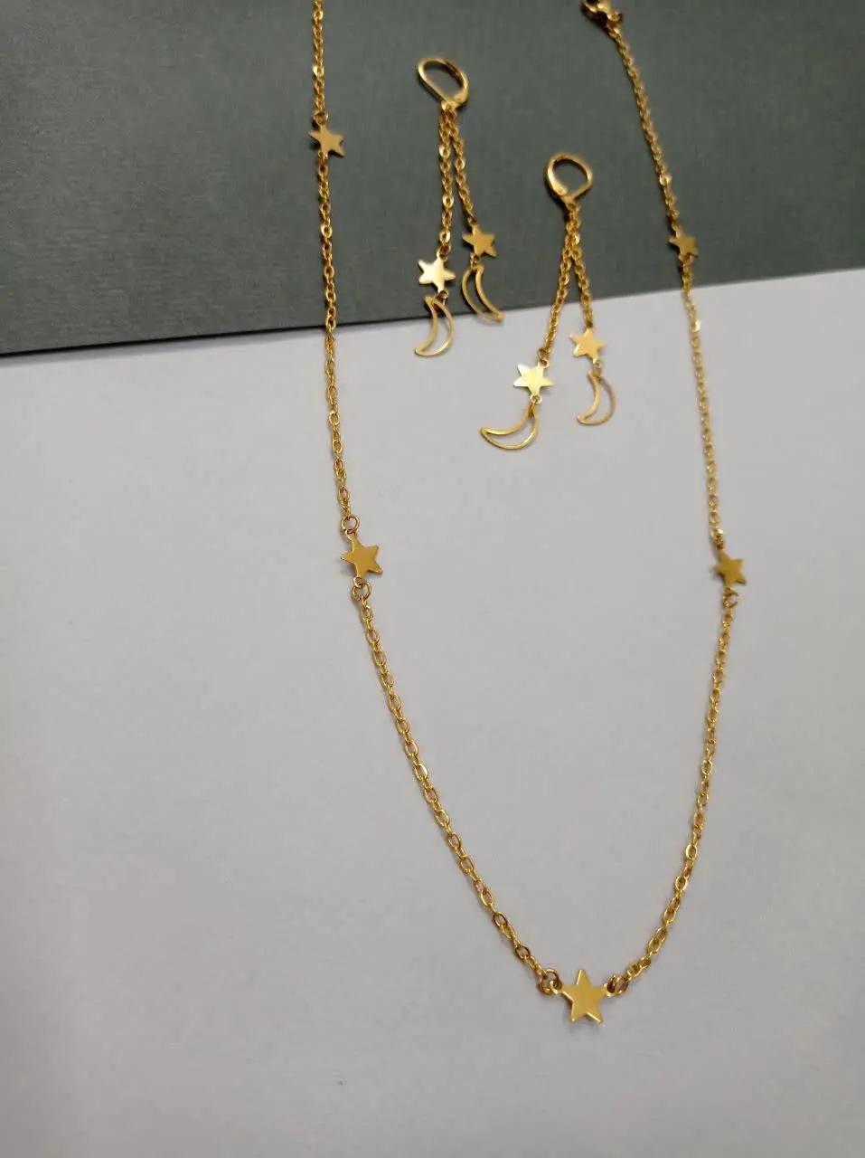 یکی از بسته‌های ارسالی امروز این نیمست ستاره‌ای ناز بود 😍
