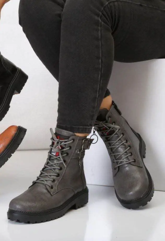 سایز ۳۷ و۳۹ یه جفت
