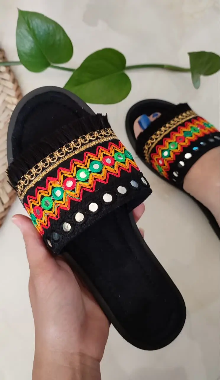 صندل لژدار مشکی
