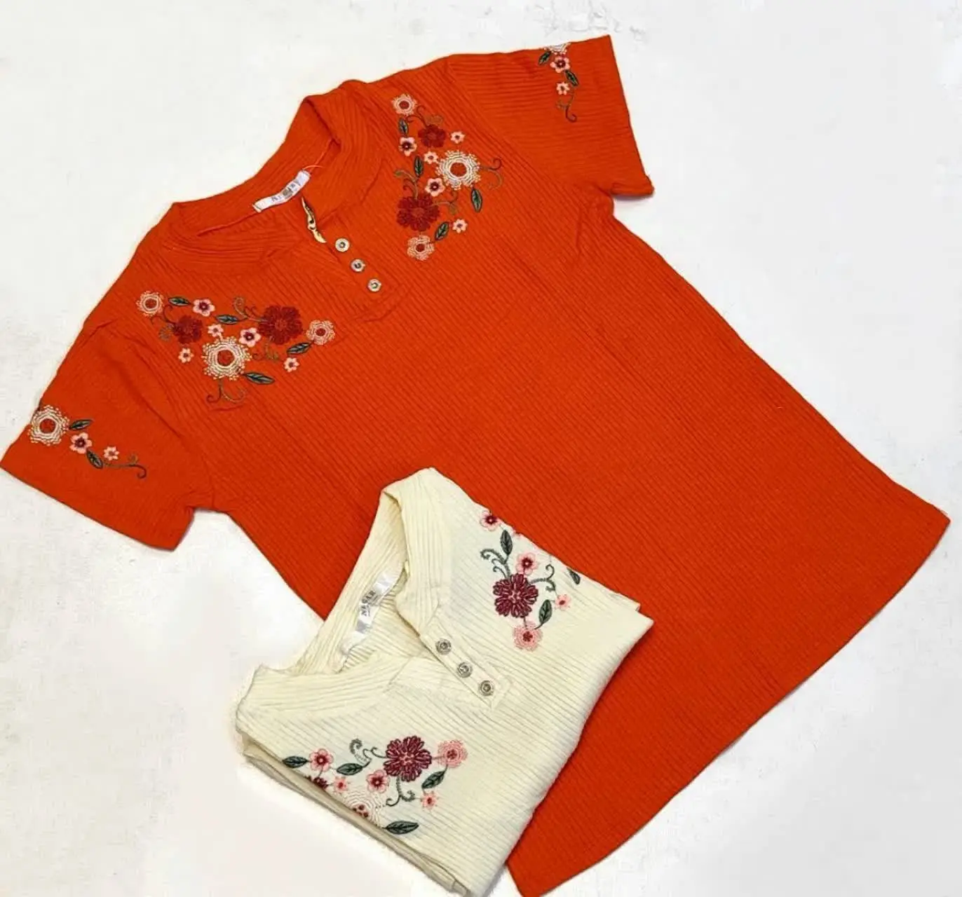 تیشرتفانریپ یقه سجاف